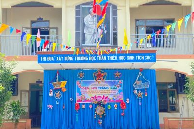 TRƯỜNG TIỂU HỌC TRẦN QUỐC TOẢN TỔ CHỨC TRUNG THU CHO HỌC SINH, TẠO KHÔNG KHÍ VUI TƯƠI, TẠO SỰ PHẤN KHỞI, ĐỘNG VIÊN TINH THẦN, KHUYẾN KHÍCH CÁC EM TRONG CÔNG VIỆC HỌC TẬP VÀ RÈN LUYỆN